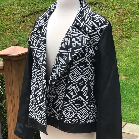 Aztec Bomber Jacket - Picture 2 of 10